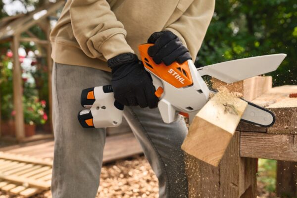 Scie à batterie Stihl GTA 30 – Pack complet avec 2 batteries, chargeur rapide et mallette – Image 3