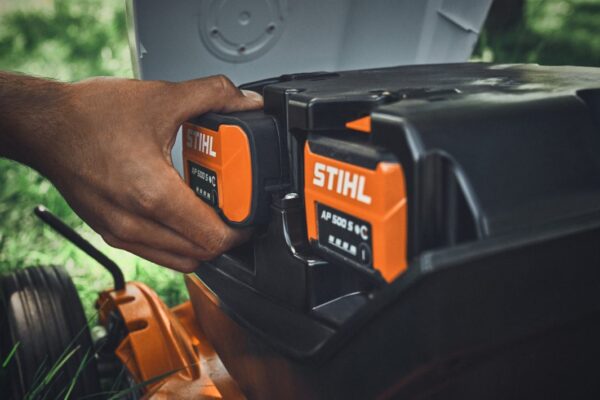 Tondeuse mulching professionnelle à batterie Stihl RMA 7 RV – Performante, robuste et silencieuse (sans batterie ni chargeur) – Image 3