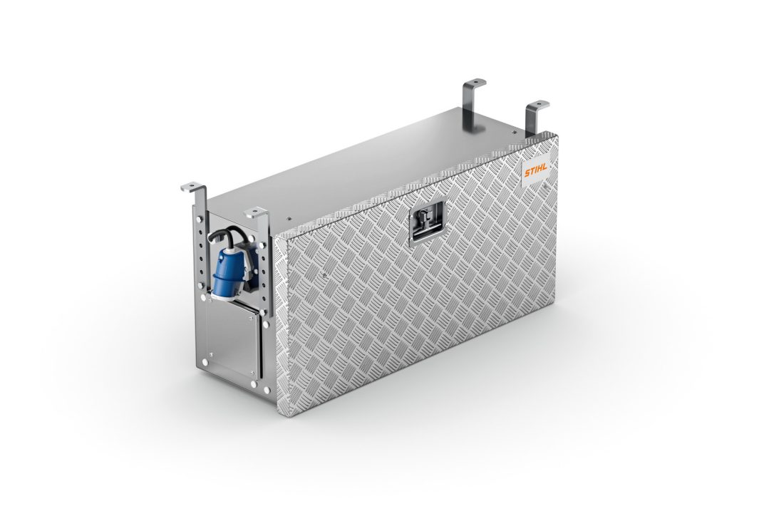 Coffret de charge mobile STIHL CB 1 pour batteries AP dans véhicule professionnel