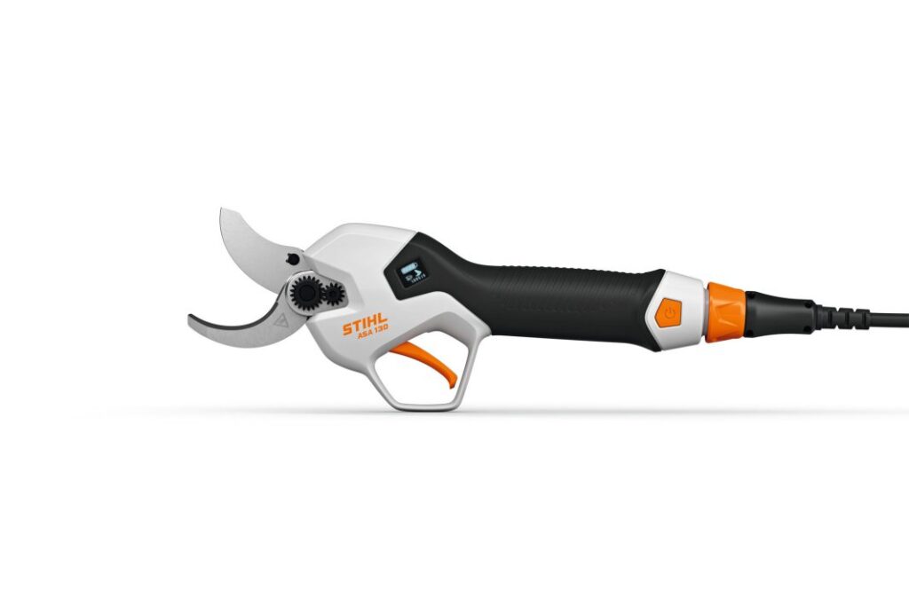 Sécateur à batterie STIHL ASA 130 pour viticulture et entretien paysager