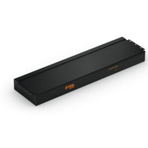 Solution de charge STIHL CM 12 pour connecter jusqu’à 12 chargeurs en atelier