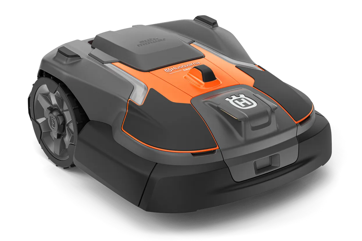 Robot tondeuse golf HUSQVARNA Automower 580L EPOS 16000 m² coupe 10 mm carrosserie caoutchouc radar IPX5 Fleet Services prix innovation