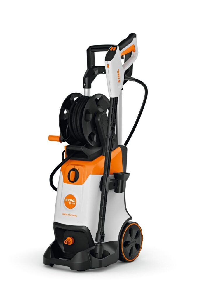 Nettoyeur haute pression STIHL RE 140 VARIO CONTROL avec enrouleur et pistolet haute pression